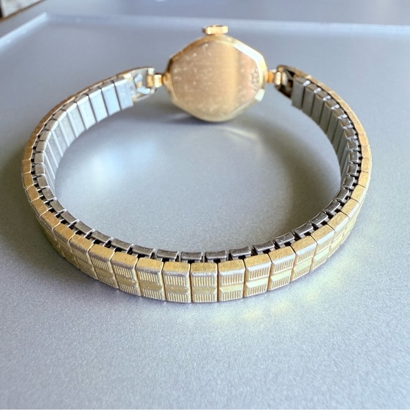 Vintage GRUEN Precision 14k Gold 17 Jewels Ladies Mechanical Watch Worki… - Picture 8 of 14